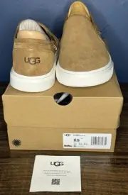 UGG Alameda Slip On Womens size 8.5 Chestnut Brown