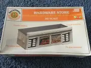 BACHMANN HO SCALE HARDWARE STORE #45143 BRAND NEW!!
