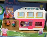 在飛比找Yahoo!奇摩拍賣優惠-8/29前 Peppa Pig粉紅豬小妹 豪華露營車遊戲組 