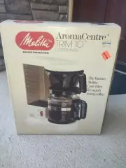 VINTAGE MELITTA FILTER COFFEE MAKER IN WHITE Trim 10 New Vintage