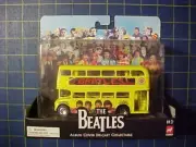 CORGI THE BEATLES DOUBLE DECKER BUS! SGT. PEPPERS! ALBUM COVER SERIES! NISP