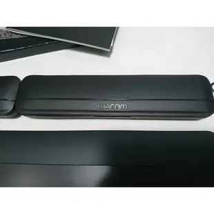 二手 Wacom Intuos Pro PTH-651 Medium 數位繪圖板 數位手寫板 原廠配件 磁吸筆盒