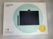 Wacom Intuos Medium Bluetooth Graphic Tablet - Pistachio - (CTL6100WLE0C) - New