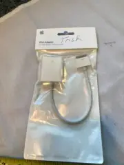 Genuine Apple iPod iPad A1368 30 pin VGA Adapter MC552ZM/B NEW SEALED