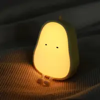 在飛比找momo購物網優惠-【BeOK】創意西洋梨造型小夜燈 USB充電夜燈
