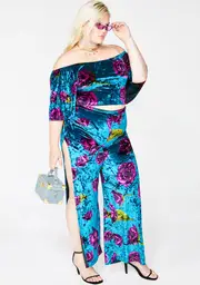 Goddess Of Paradise Velvet Set