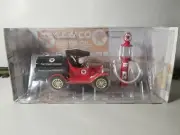 1918 Ford Model T Runabout & Wayne Gas pump