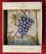 Cheri Blum 3D Wall Plaque - Cabernet Sauvignon - Wine Grapes Series