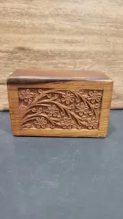 Cremation Urn For Ashes Small Wooden Dog Cat pet Memorial Keepsake Box Funeral 1