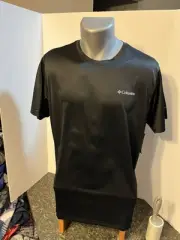 Columbia OmniWick Men’s T-shirt Black Medium Polyester - NWT
