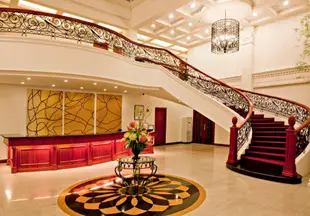 刘易斯大飯店Lewis Grand Hotel