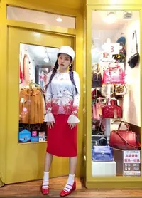 在飛比找Yahoo!奇摩拍賣優惠-【NA She.歐美精品進口服飾名品】義大利精品ROBERT