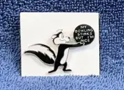 New Looney Tunes PEPE LE PEW Warner Bros Pin My Bowling Stinks But I'm Nice