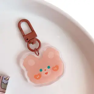 【ins風】韓系小熊可愛造型壓克力鑰匙扣(包包吊飾 鑰匙圈 零錢包掛件 背包掛飾 學生 禮物 裝飾品 擺飾)