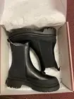 Calia Peyton Chelsea Womens Pull On Black Boots Size 8.5 CA22WCW002-BLK Leather