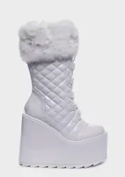 [Y.R.U.] White Dune Fur Platform Boots