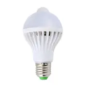 2Pcs E27 5W Motion Sensor LED Bulb PIR Infrared Human Induction Home Lamp AC220V