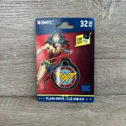 DC Emtec Wonder Woman USB 32 GB Flash Drive Keychain Back to School New Sealed