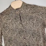 CHICO'S NWT $79 Women's Leopard Print Shirt Top Size 0 US 4 / 6 Long Sleeve