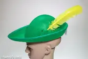 Robin Hood Hat Green Felt Pointed Costume Hat With Feather One Size