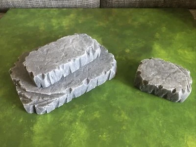 40k Terrain And Scenery. Craggy Rocks Set B.