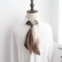 在飛比找ETMall東森購物網優惠-新品韓版復古男士皮扣領巾