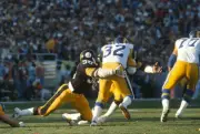 Cullen Bryant of the Los Angeles Rams 1980's NFL Photo