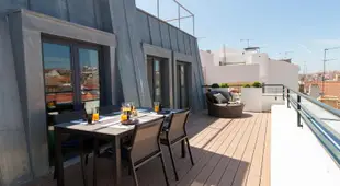 ALTIDO Lux and Spacious 1BR home with huge terrace, 5mins to Academy of Sciences
