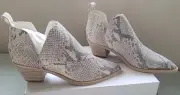 Dolce Vita Sonni Bootie Ankle Snake Embossed Slip On Pointed Toe Women