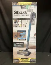 Shark IZ240 Pet Pro Cordless Stick Vacuum Cleaner with Powerfins Brushroll, 40