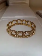 Vintage Monet Gold Tone Lucky Horseshoe Stretch Bracelet