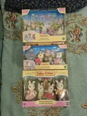 Calico Critters Flowering Princesses, Royal Princess & Hopscotch Rabbit Family