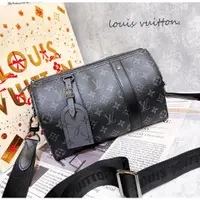 在飛比找蝦皮購物優惠-二手旗艦 LOUIS VUITTON LV 黑灰色 字紋 拉