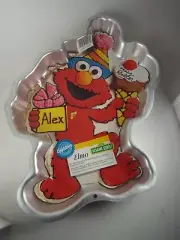 Elmo Cake Pan Sesame Street 1996 Wilton Aluminum Vintage Baking Bakeware Mold