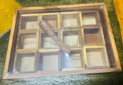BRAND NEW 12 SECTION SPICE BOX WITH GLASS DISPLAY BRAND NEW SOLID WOOD.