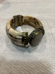 Vintage Bone wide bangle bracelet hinges pin closure w/ large agate gemstone Cab