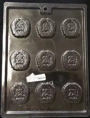 Bite-Sized Anniversary Wreath with "25" Chocolate Plastic Candy Mold ECM AO-729