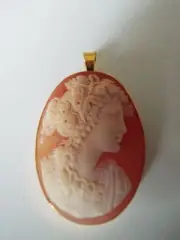 Master Hand carved Carnelian Conch Shell Cameo pendant with gold filled setting