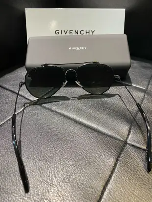 【EZ兔購】~正品givenchy 星星 墨鏡 太陽眼鏡 現貨 無度數 現貨