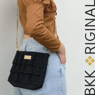 現貨🇹🇭泰國潮牌BKK Original 蕾絲裙襬鏈帶包.斜背包(黑色)