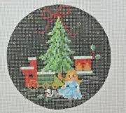 Hand-painted Needlepoint Canvas, Christmas Morning, 4" Circle, 18" mesh, NEW