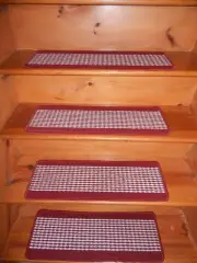14 Step 9"x 26" Basic Non-Slip Rubber Backing Skid-Resistant Carpet Stair