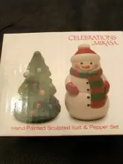 Celebrations By Mikasa Snowmen Hand-Painted Ceramic Salt and Pepper Set - NEW