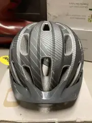 Giro Vasona MIPS Womens Universal Fit Cycling Helmet Matte Titanium