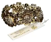 NWT Vintage Amrita Singh Gold tone Floral Stretch Bracelet Rhinestones