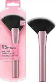 Real Techniques Extra Big Finishing Brush, Large Makeup Brush For Powder Bronzer, Highlight, & Contour, XL Fan Brush For Quick Application, Stocking Stuffer, Cruelty-Free, Synthetic Bristles, 1 Count
