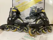 Blade Runner Scream Inline Skates - Size 4, NEW! #Y863