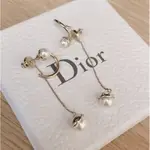 DIOR 垂墜珍珠耳環