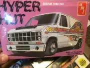 Vintage 1980 AMT "HYPER HUT" Ford Custom Van Model Kit 1:25 SEALED!