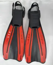 Aeris Mako Fins, Scuba Diving, Small Red/Black , Brand New